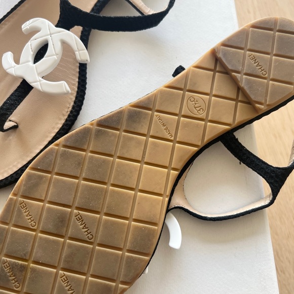 Chanel cc sandals - Picture 2 of 2